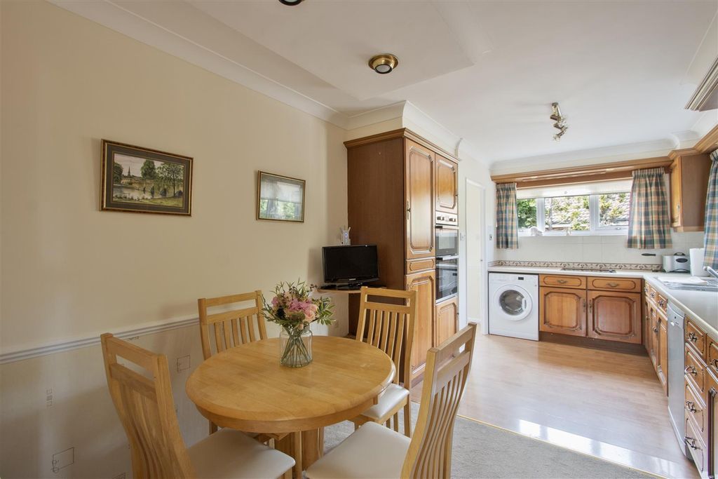 Property photo 3 of 23 Kitchen/Diner