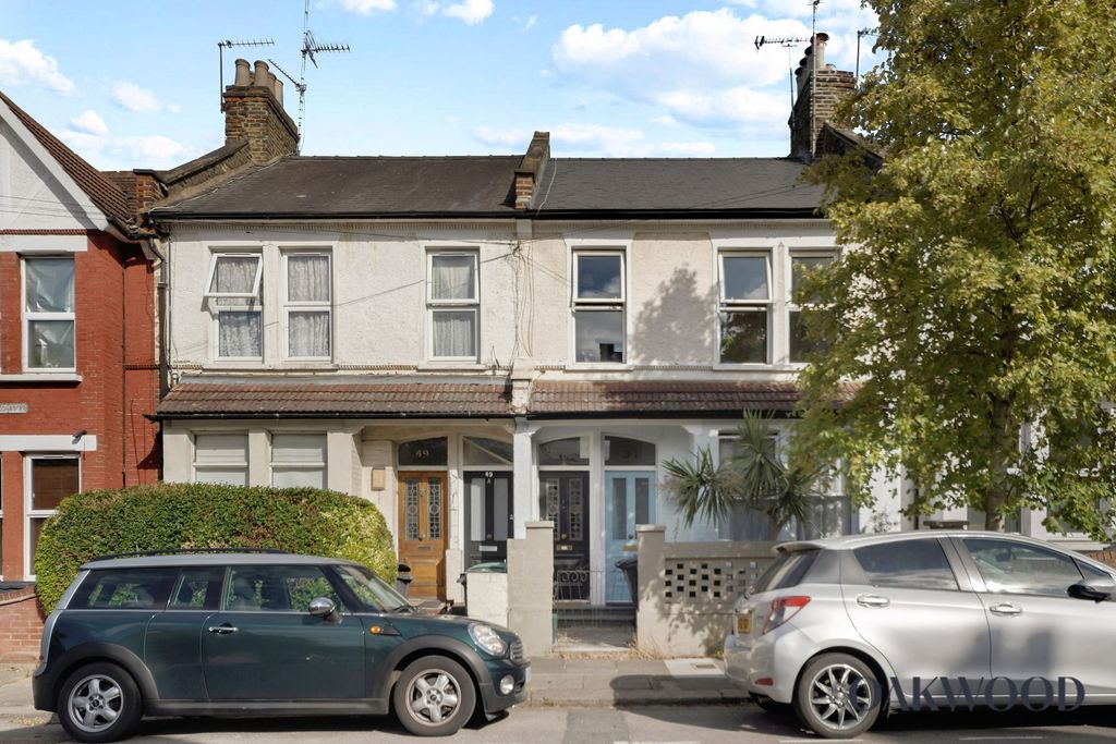 Property photo 1 of 11