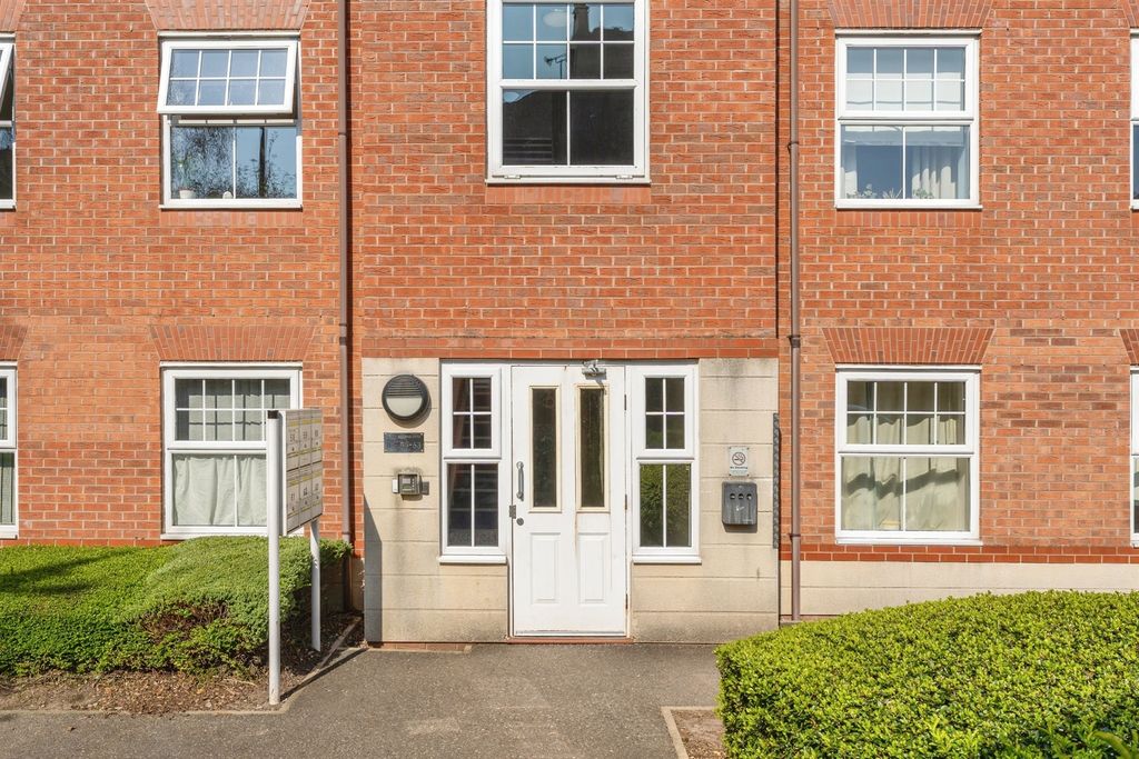 Property photo 2 of 13