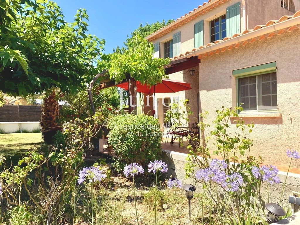 Property photo 1 of 22 Saint-Remy-De-Provence - House