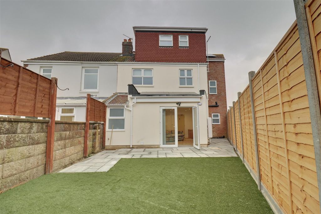 Property photo 1 of 15 8351247E-Ef05-4307-B807-4Fa099168863_1_201_A.Jpeg