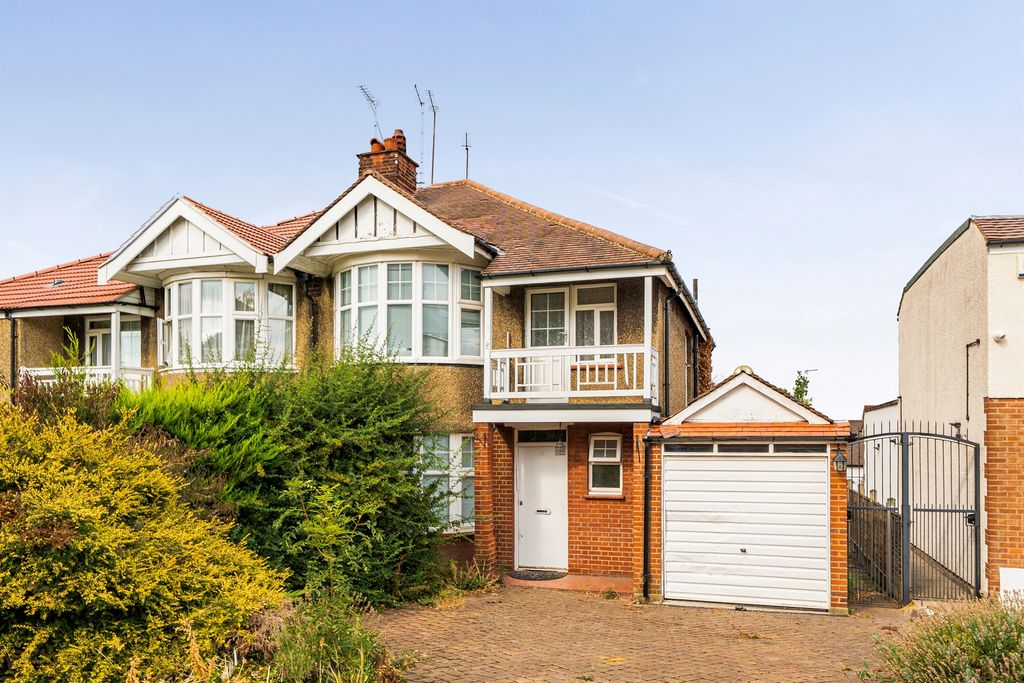 Property photo 1 of 13