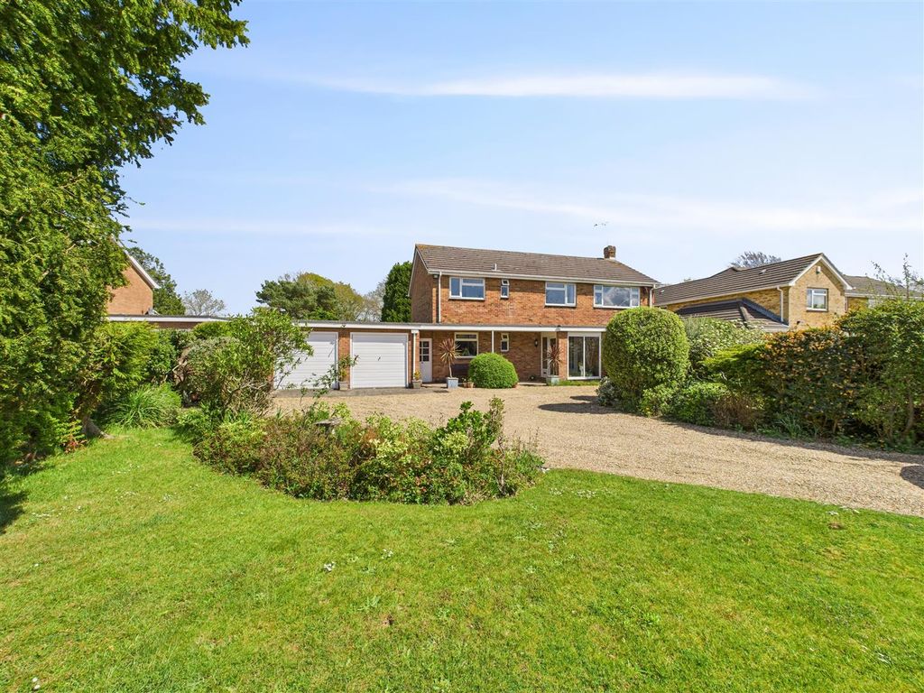Property photo 1 of 15 4 Bedroom Detached For Sale