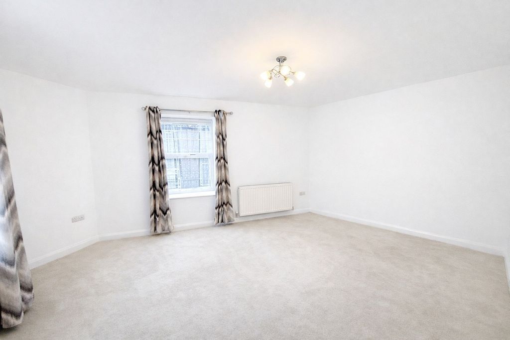 Property photo 2 of 13 Living Room.