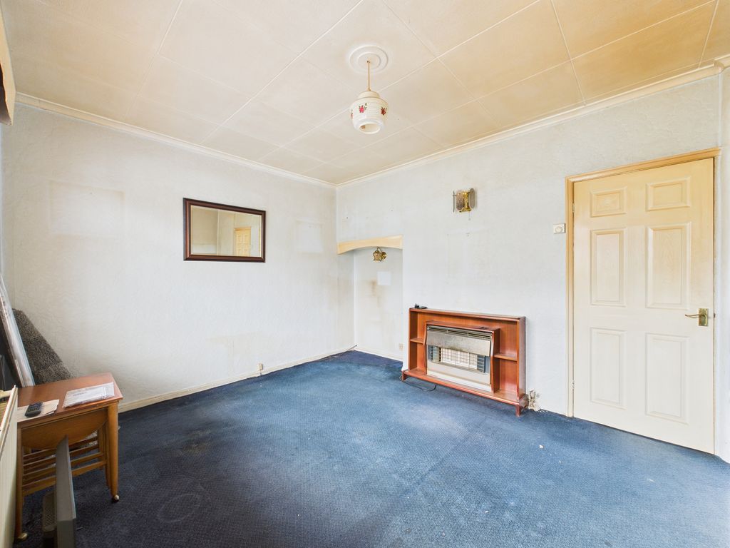Property photo 3 of 25