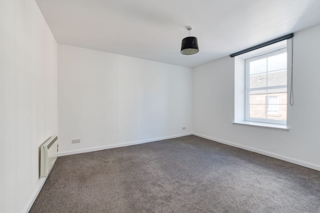 Property photo 1 of 11 Photo 1