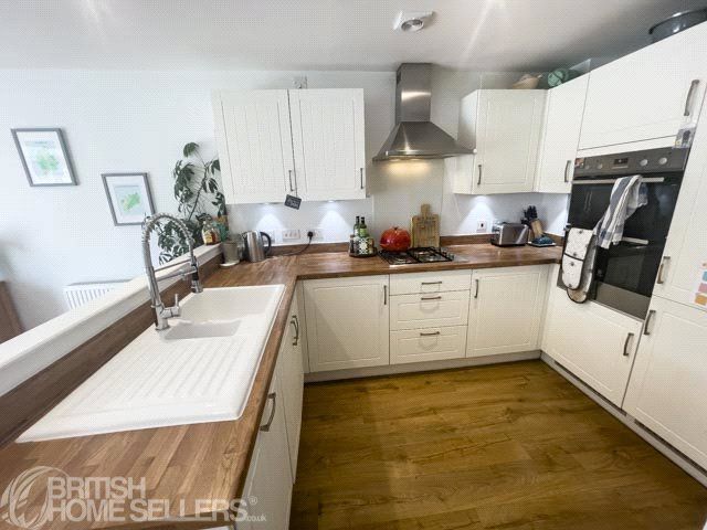 Property photo 3 of 19 Picture No. 09