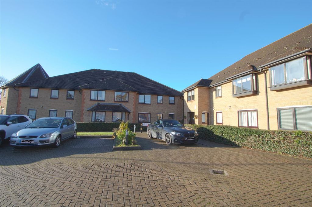 Property photo 2 of 12 Car Park.Jpg