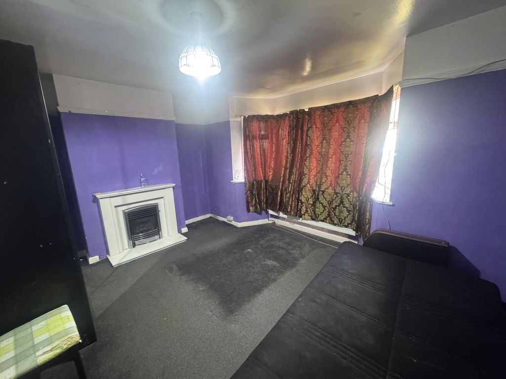 Property photo 2 of 9 Gallery