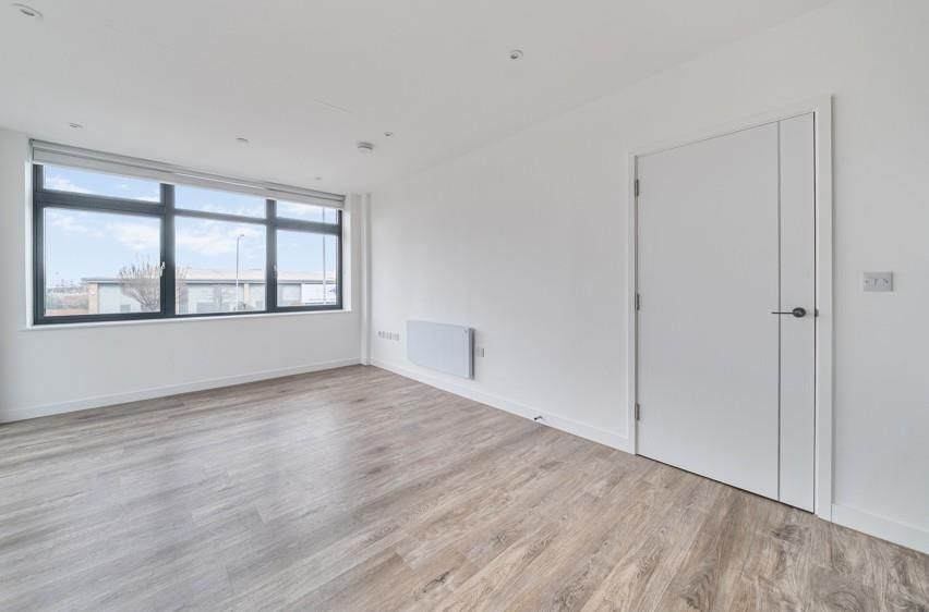 Property photo 3 of 11 Bedroom