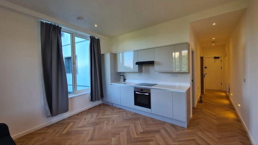 Property photo 2 of 5 Picture No. 06