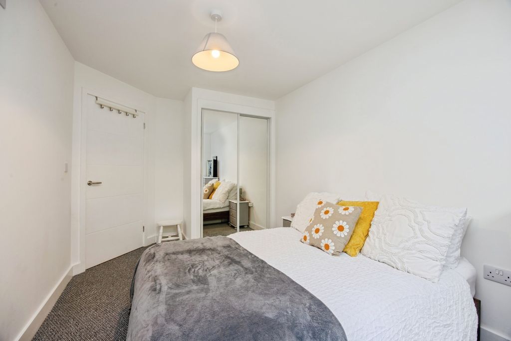 Additional image 12 of 2 bed flat for saleSandy Hill, St. Austell, Cornwall PL25