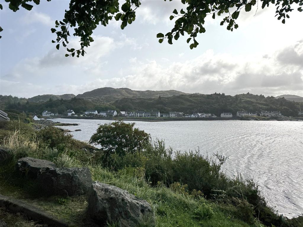 Property photo 3 of 12 Lochinver.Jpg