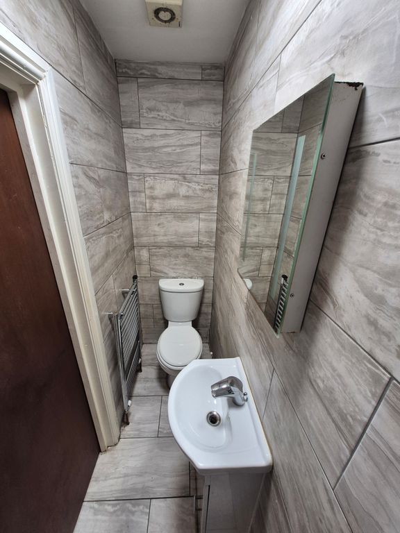 Property photo 3 of 4