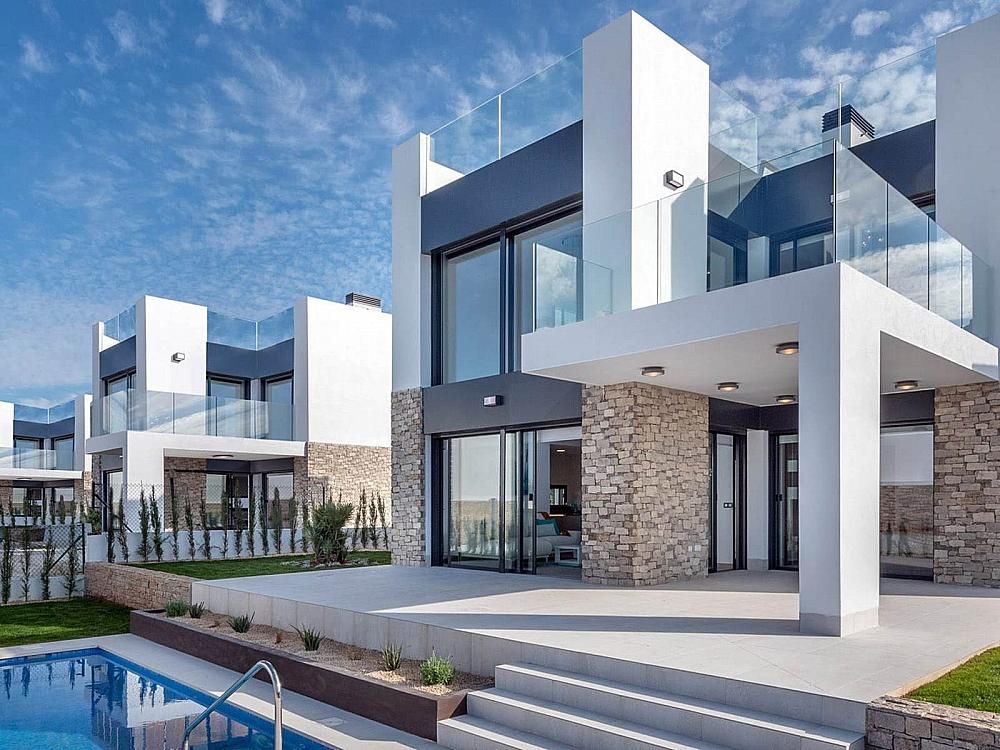 Property photo 1 of 26