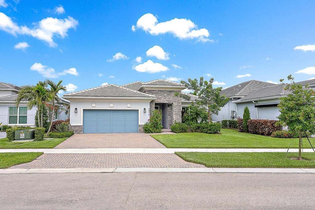 Property photo 3 of 18 <Alttext/>