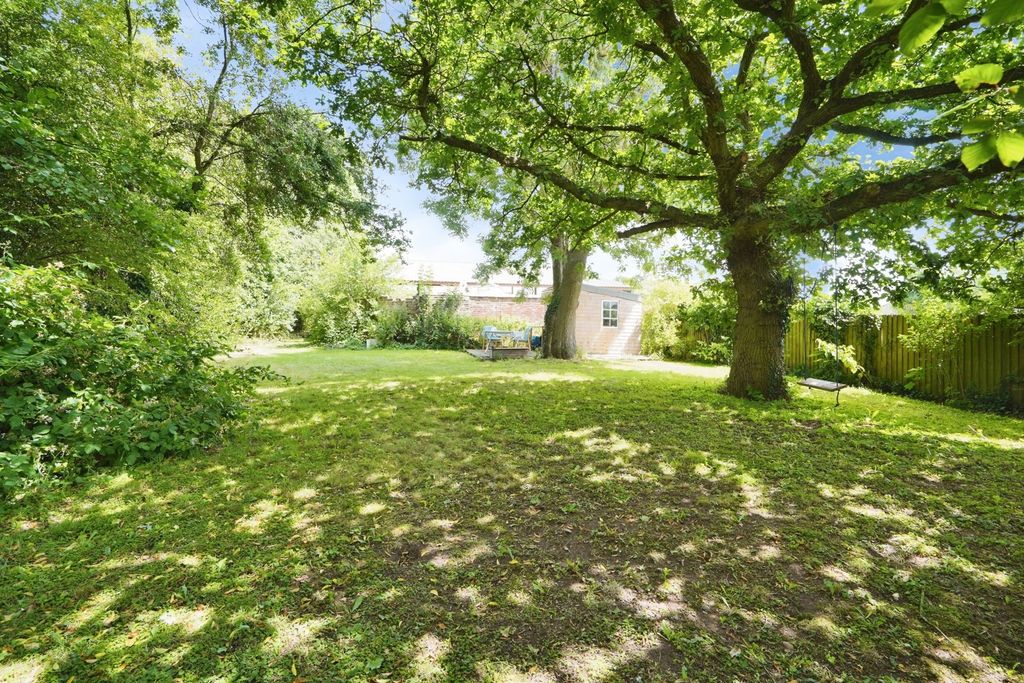 Property photo 2 of 31 Pbox-Img.Jpg
