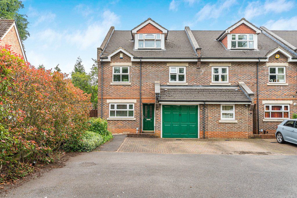 Property photo 1 of 29 Picture No. 04