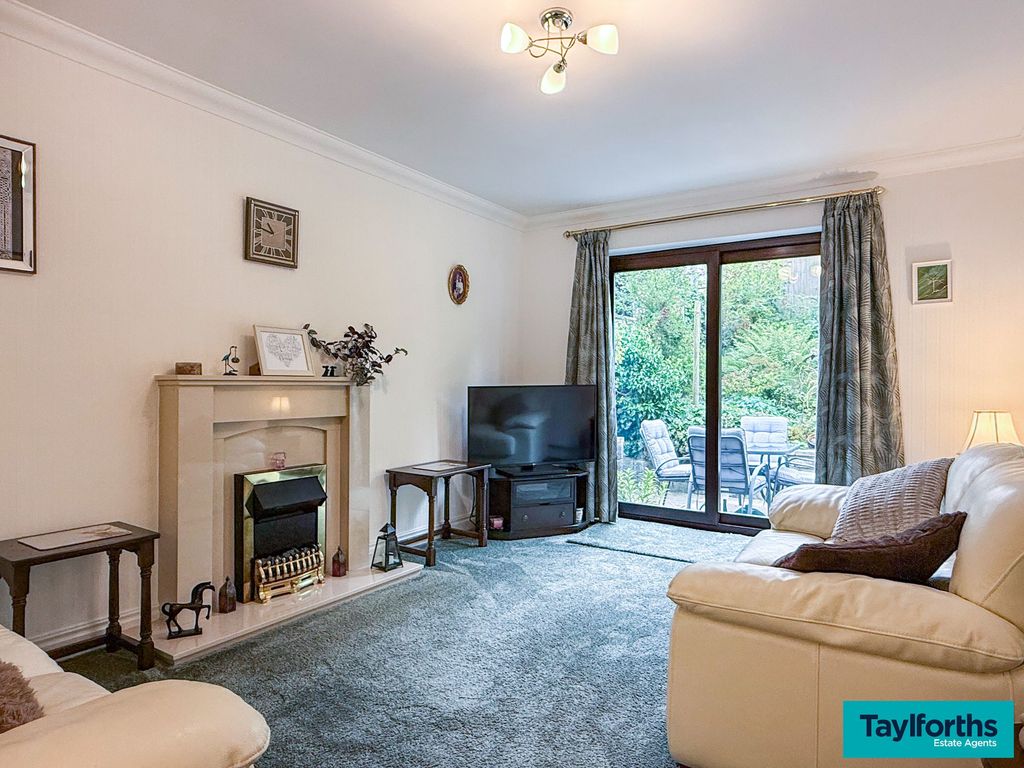 Property photo 2 of 23
