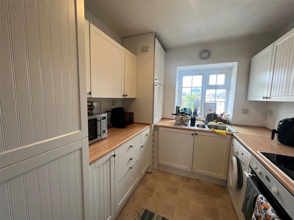 Property photo 3 of 10 Picture No. 03