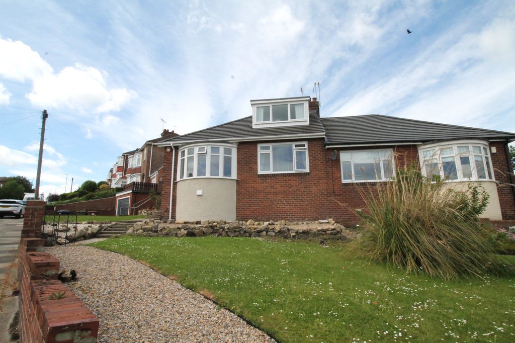 Property photo 1 of 18 Front External