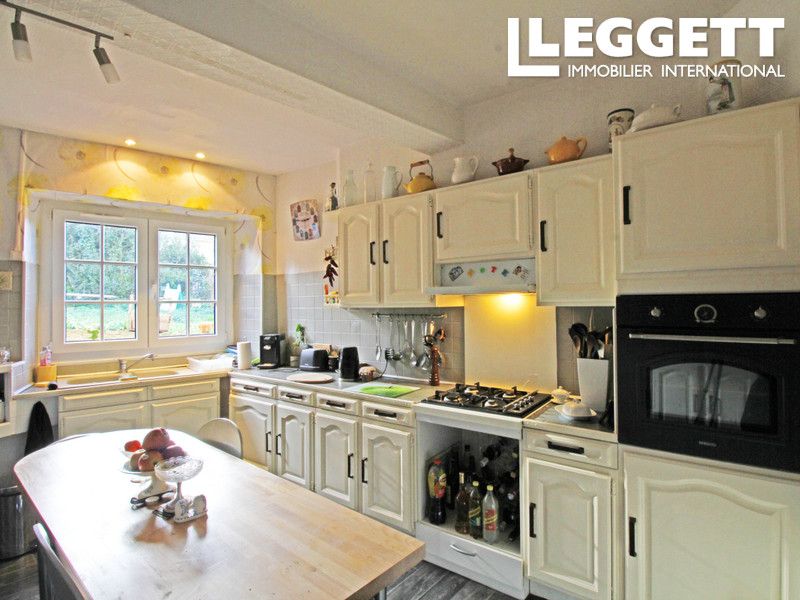 Property photo 3 of 10