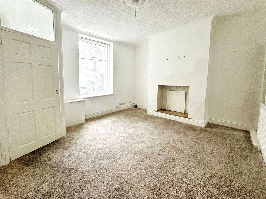 Property photo 3 of 9 Picture No. 08