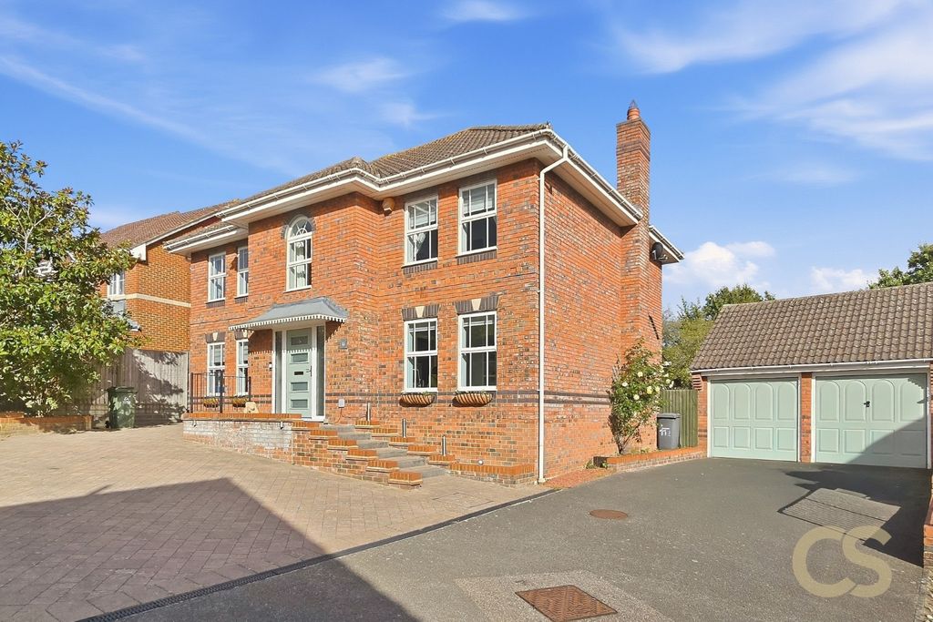 Property photo 2 of 27 5523992