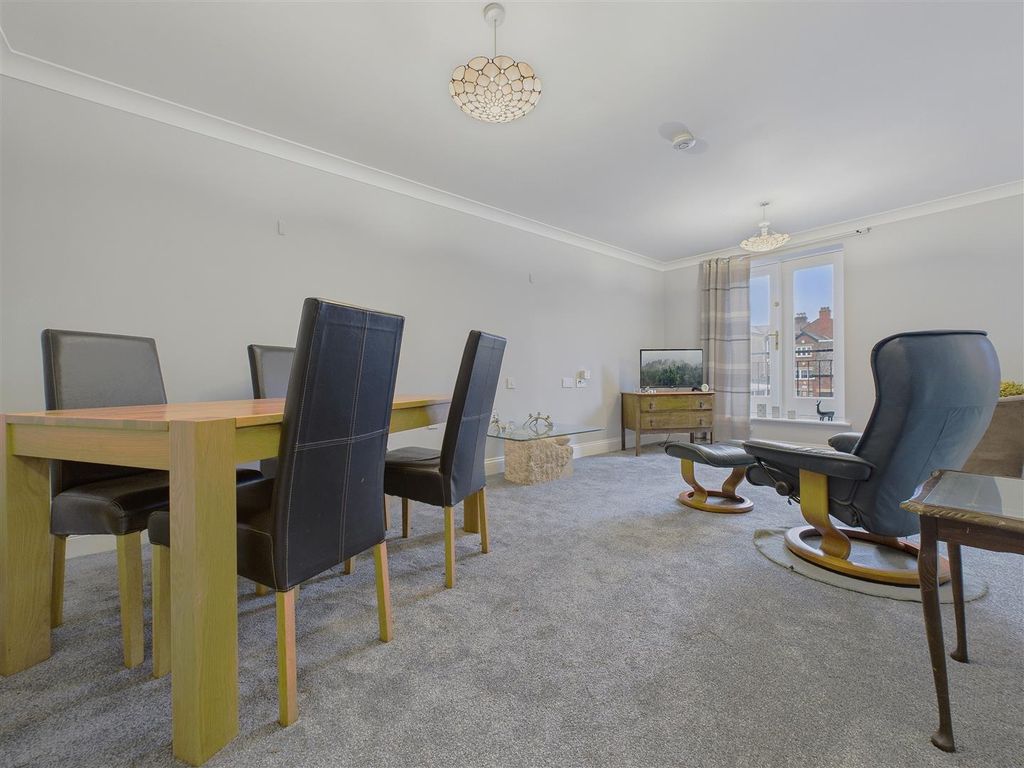 Property photo 2 of 7 Cam02453G0-Pr0189-Still003.Jpg