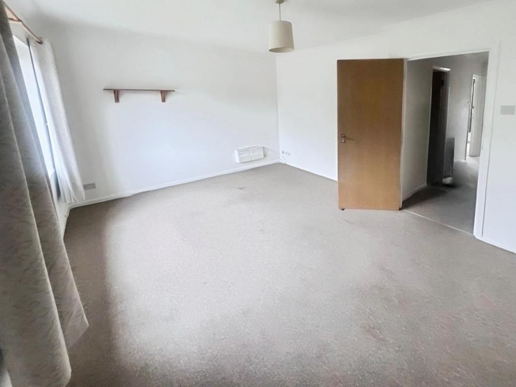 Property photo 2 of 8 Reception Room