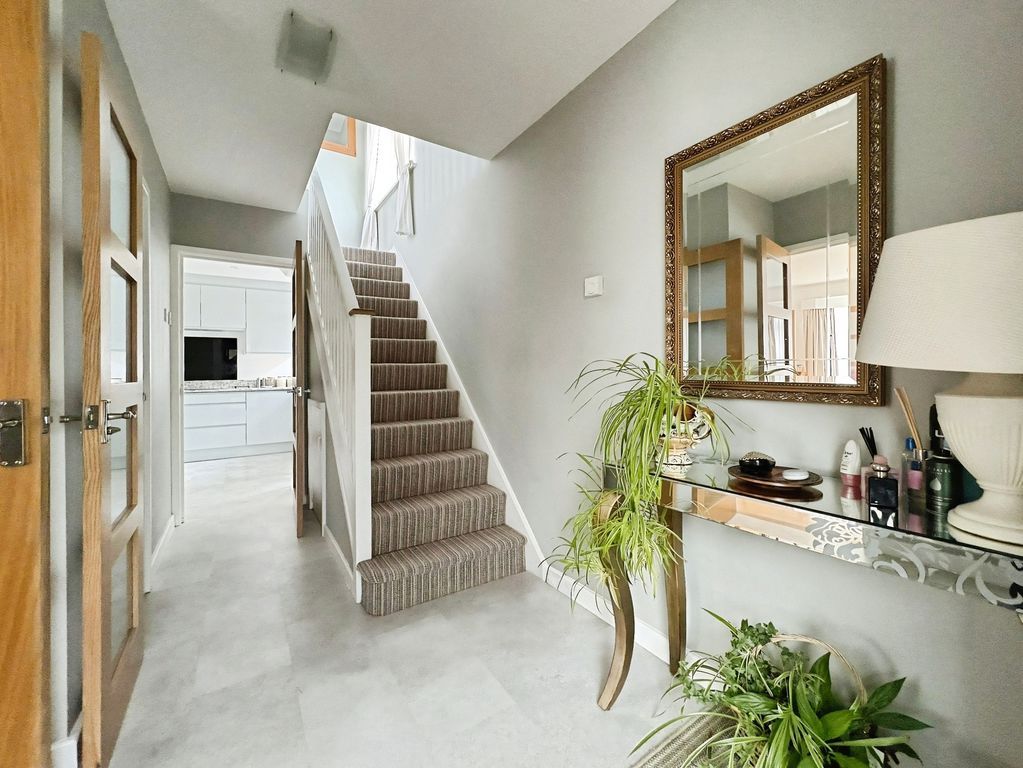 Property photo 2 of 22 Photo 13