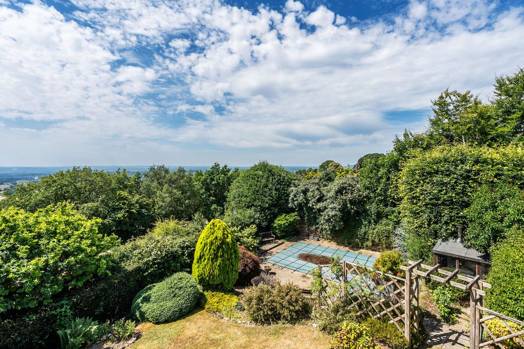 Additional image 15 of 4 bed detached house for saleTrevereux Hill, Limpsfield Chart, Oxted, Surrey RH8