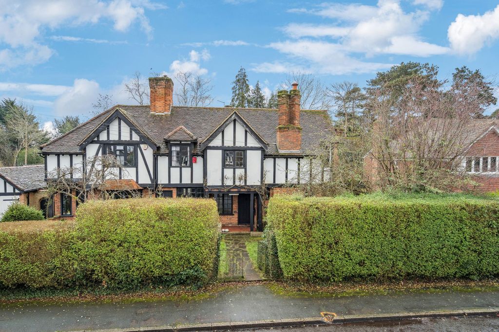 Property photo 1 of 18