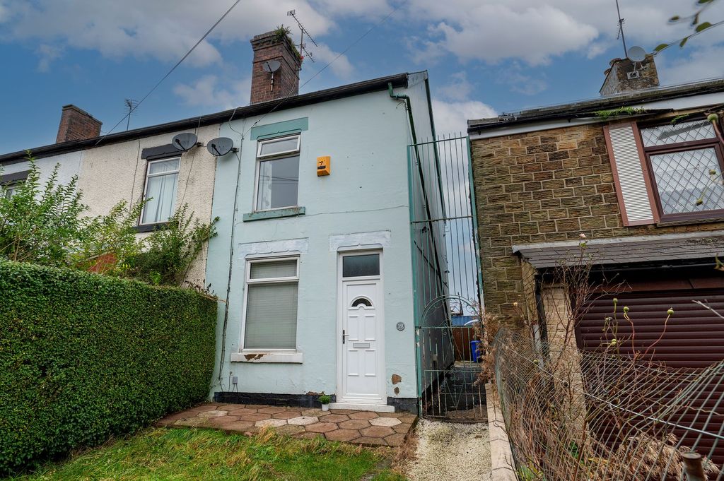 Property photo 2 of 13