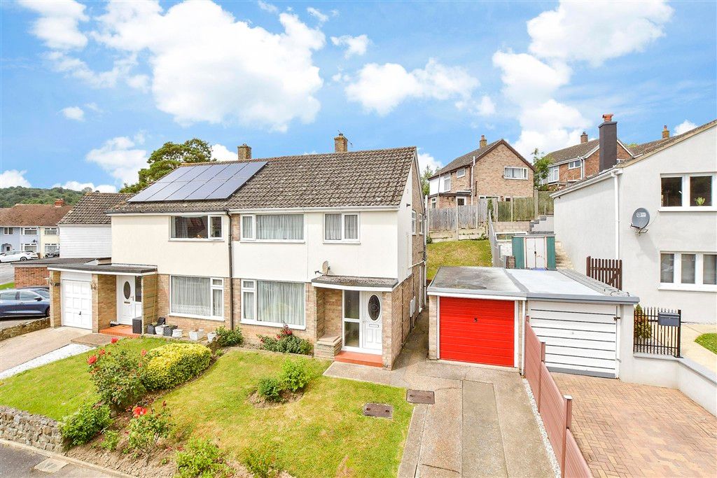 Property photo 3 of 11 External (Web)