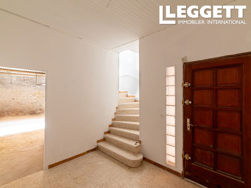 Property photo 3 of 10