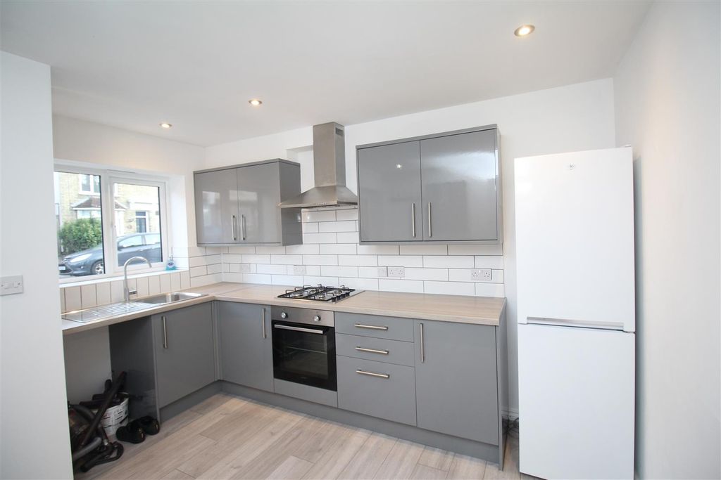 Property photo 3 of 13 Img_8057.Jpg