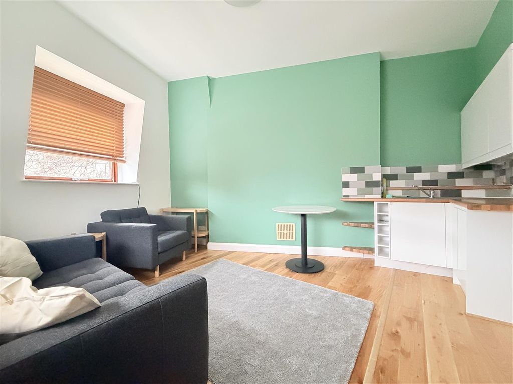 Property photo 3 of 10 Img_4349.Jpeg