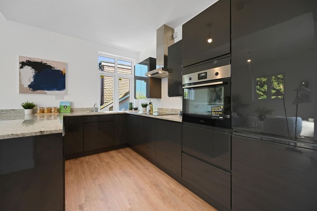 Property photo 3 of 12 3.Jpg