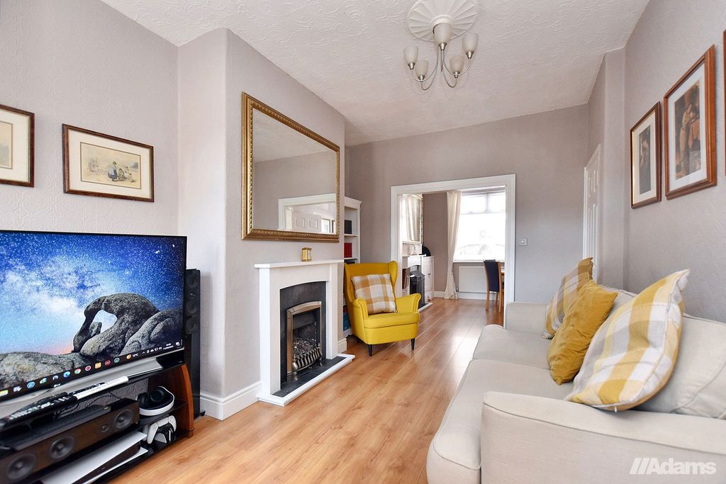 Property photo 3 of 16