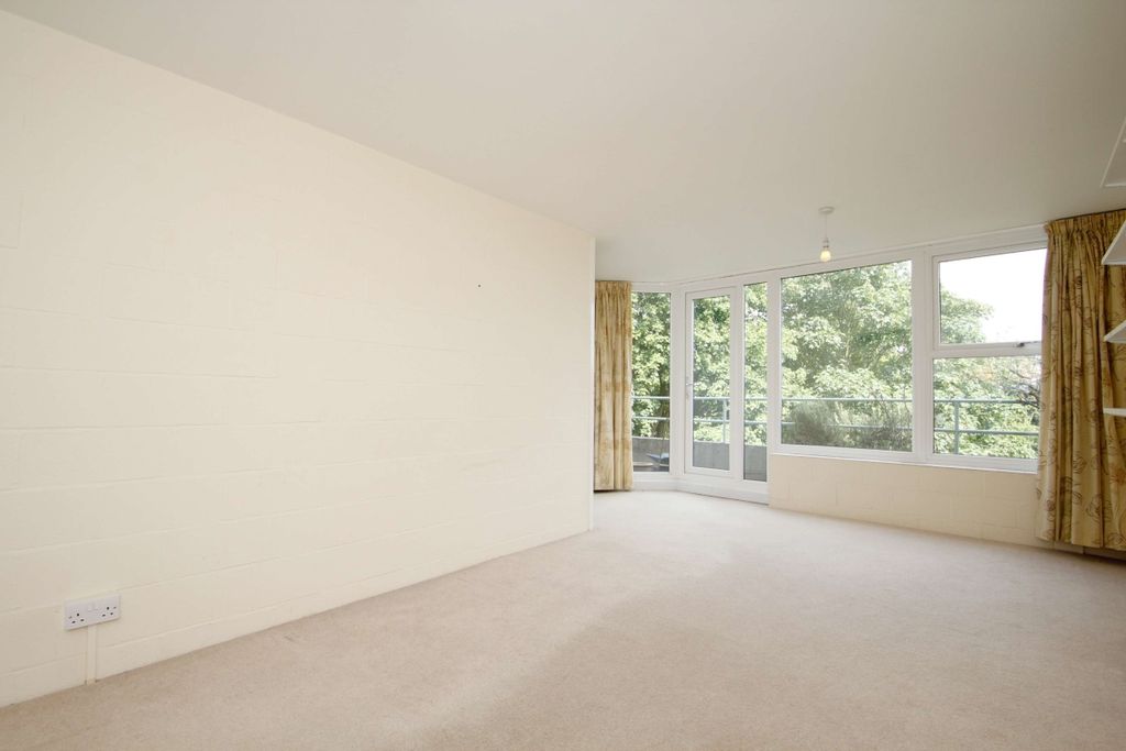 Property photo 1 of 7 My Photo 1542