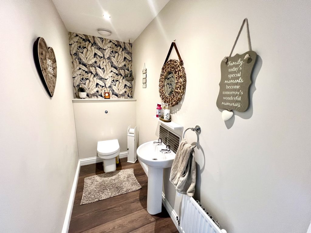 Property photo 3 of 13 Img_5709