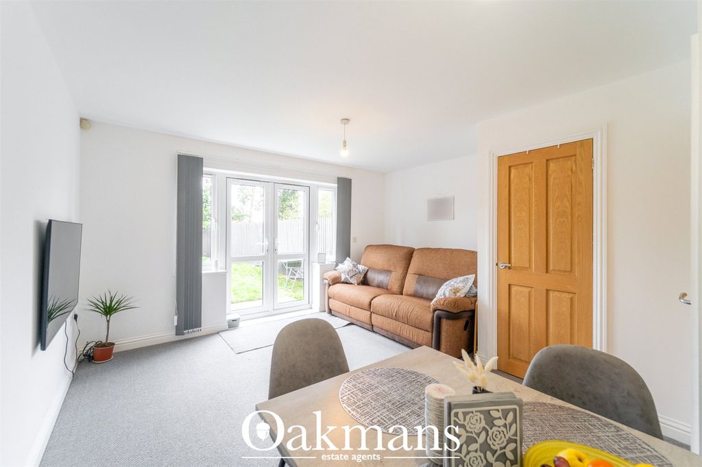 Property photo 2 of 33 Picture No. 27