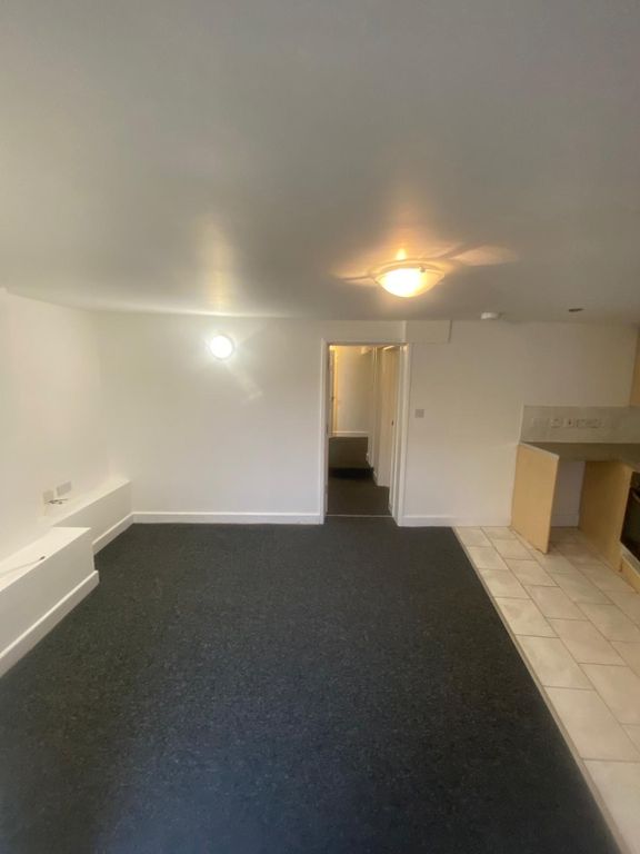 Property photo 2 of 5 Bright, Neutral Open-Plan Living Area With Fresh W...