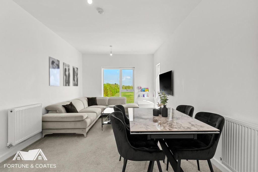 Property photo 3 of 13 Quietlane_10.Jpg