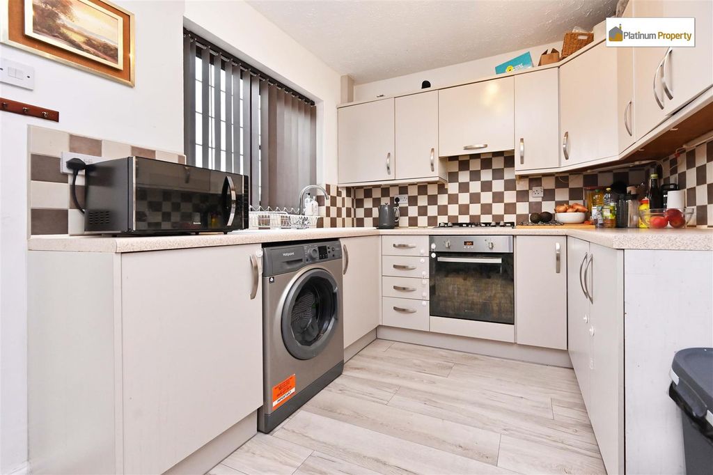 Property photo 3 of 19 Rhm_8127.Jpg