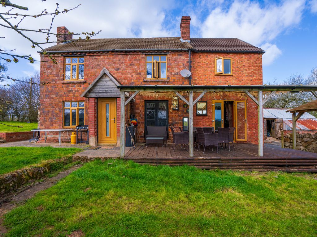 Property photo 3 of 31