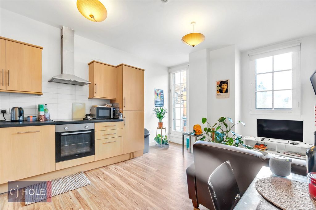 Property photo 2 of 9 Picture No. 05