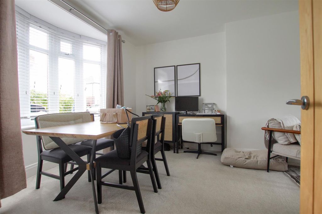 Property photo 2 of 8 Tr2.Jpg