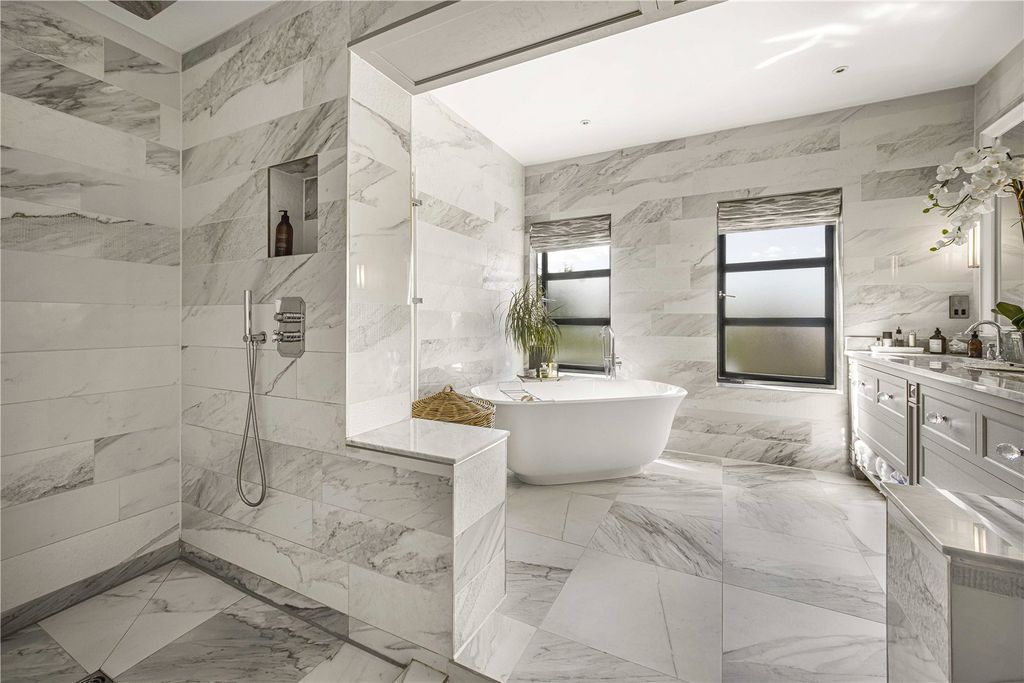 Additional image 16 of 5 bed detached house to rentAlan Drive, Hale, Altrincham, Greater Manchester WA15